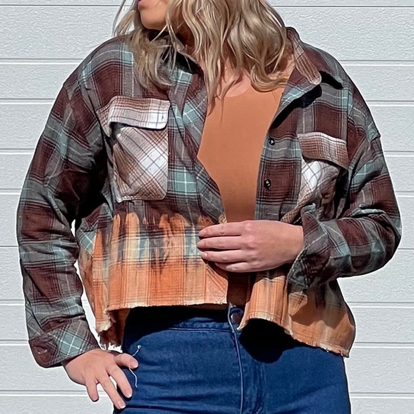 Bleach Wash Plaid Cropped Flannel | Raw Hem Jacket - Picture 9 of 11